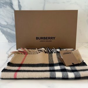 BURBERRY Check Cashmere Scarf